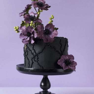 scusami - black cake with purple flowers