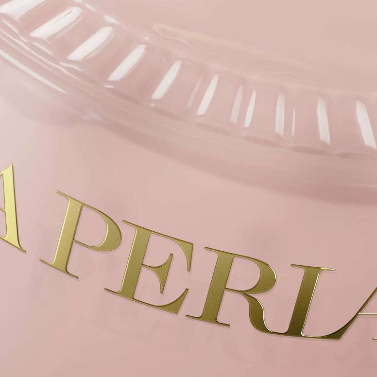 Invisible Touch - La Perla - INDIEHOUSE modern fragrances