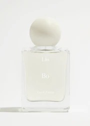 Bo by Liis perfume bottle – soft floral woody musk fragrance with bergamot, cedarwood, and white amber evoking quiet confidence and modern warmth.